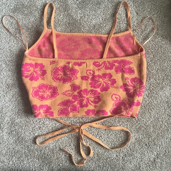 Hibiscus Tanktop - Picture 2 of 4